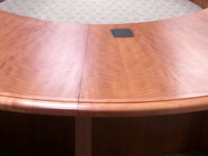 oval-custom-conference-table-wood-celancese